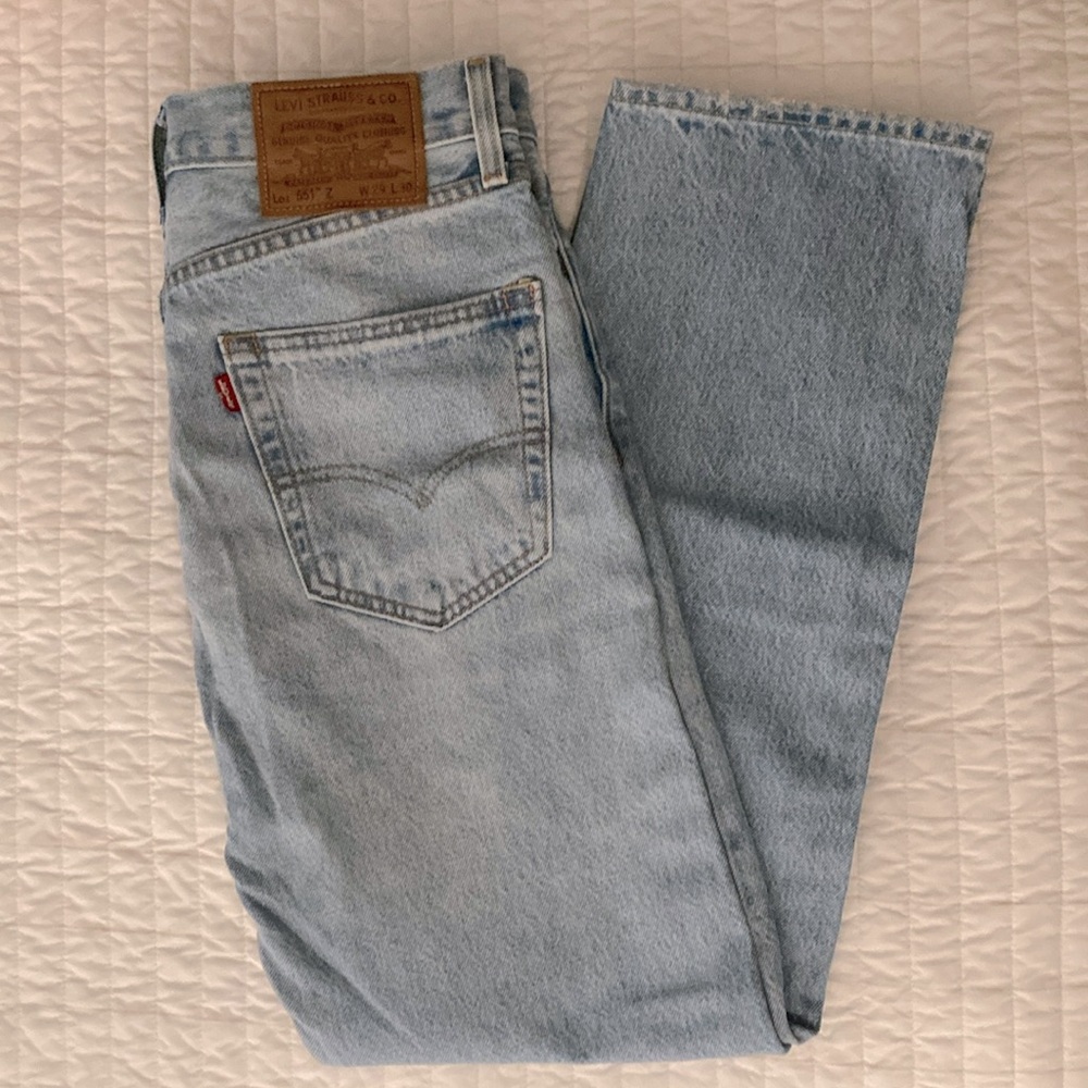 Levi’s 551z Light Wash Straight Fit Jeans